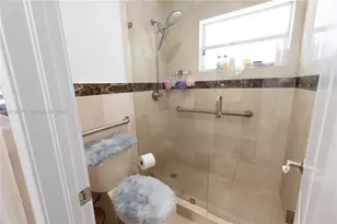 12040 SW 43rd St, Miami, FL 33175 - Photo 37