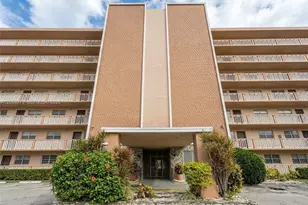 301 NE 14th Ave, Hallandale Beach, FL 33009 - Photo 21
