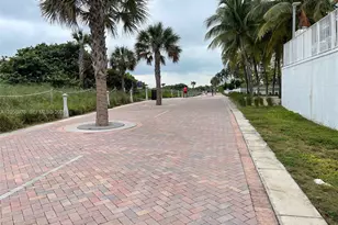5825 Collins Ave, Miami Beach, FL 33140 - Photo 19