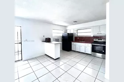 121 NE 80 Ter #8, Miami, FL 33138 - Photo 3