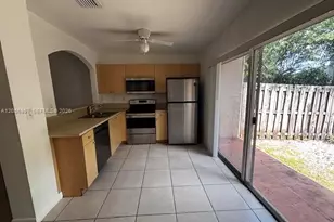 13726 SW 171st Ln, Miami, FL 33177 - Photo 9