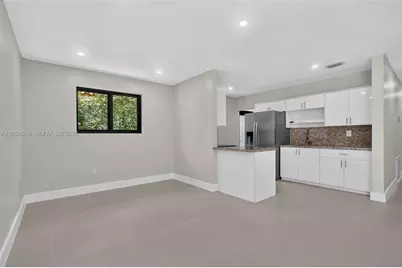2216 SW 62nd Ave, Miami, FL 33155 - Photo 9