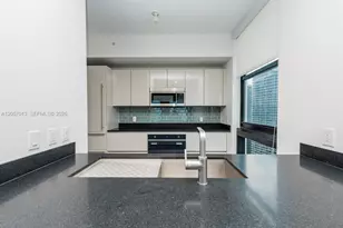 1010 Brickell Ave, Miami, FL 33131 - Photo 19