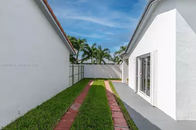1938 SW 137th Ct, Miami, FL 33175 - Photo 27