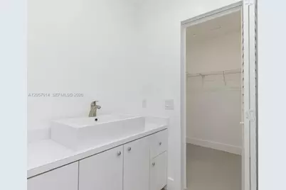 1938 SW 137th Ct, Miami, FL 33175 - Photo 15