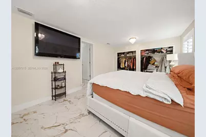 4261 SW 12th St, Miami, FL 33134 - Photo 15