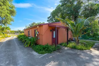 4351 SW 25th St, Fort Lauderdale, FL 33317 - Photo 11