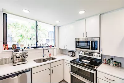1586 S Ocean Ln #125, Fort Lauderdale, FL 33316 - Photo 7