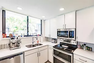 1586 S Ocean Ln, Fort Lauderdale, FL 33316 - Photo 7