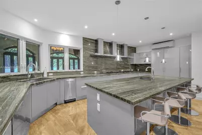 1710 S Miami Ave, Miami, FL 33129 - Photo 15