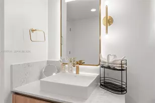 159 NE 6th St, Miami, FL 33132 - Photo 17