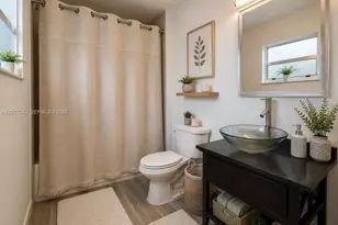 2581 NW 47th Ave, Lauderhill, FL 33313 - Photo 7