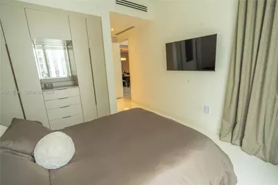 300 Biscayne Boulevard Way #3109W, Miami, FL 33131 - Photo 27