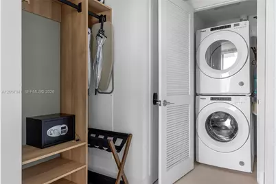 159 NE 6th St #2414, Miami, FL 33132 - Photo 19