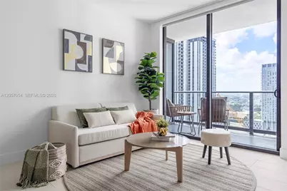 159 NE 6th St #2704, Miami, FL 33132 - Photo 3