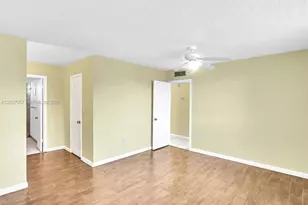 3600 NE 170th St, North Miami Beach, FL 33160 - Photo 17