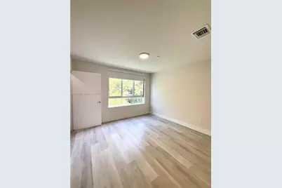 2555 NE 193rd St #2206, Miami, FL 33180 - Photo 13