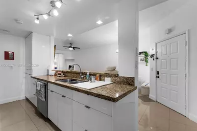 [Address not provided], Hialeah, FL 33015 - Photo 5