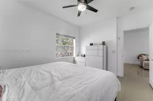 18336 NW 68th Ave, Hialeah, FL 33015 - Photo 13