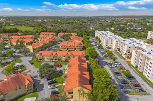18336 NW 68th Ave, Hialeah, FL 33015 - Photo 31