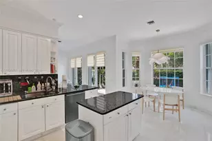 3690 NE 199th St, Aventura, FL 33180 - Photo 17