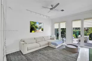 3690 NE 199th St, Aventura, FL 33180 - Photo 11