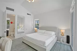3690 NE 199th St, Aventura, FL 33180 - Photo 43