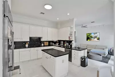3690 NE 199th St #3690, Aventura, FL 33180 - Photo 19