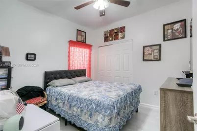9521 NW 18th Mnr, Plantation, FL 33322 - Photo 7