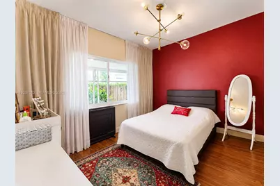 1720 SW 11th Ter, Miami, FL 33135 - Photo 21