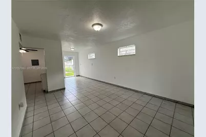7550 NW 2nd Ter #7750, Miami, FL 33126 - Photo 9