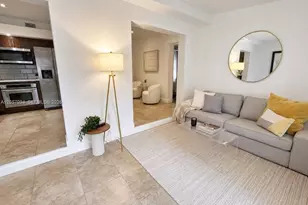 585 NE 121st St, North Miami, FL 33161 - Photo 15