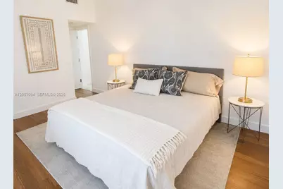 585 NE 121st St, North Miami, FL 33161 - Photo 25