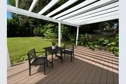 585 NE 121st St, North Miami, FL 33161 - Photo 35