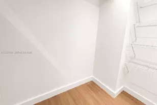 585 NE 121st St, North Miami, FL 33161 - Photo 21