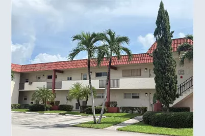 8901 S Hollybrook Blvd #304, Pembroke Pines, FL 33025 - Photo 1