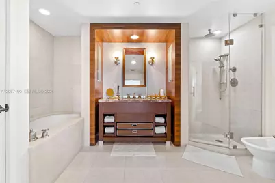 6799 Collins Ave #1103, Miami Beach, FL 33141 - Photo 17