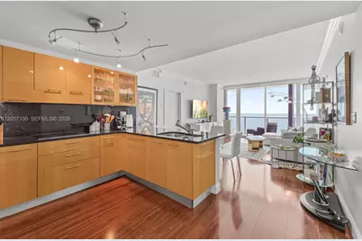 6799 Collins Ave #1103, Miami Beach, FL 33141 - Photo 3