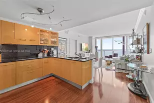 6799 Collins Ave, Miami Beach, FL 33141 - Photo 3