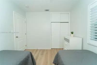 2631 Thomas St, Hollywood, FL 33020 - Photo 13