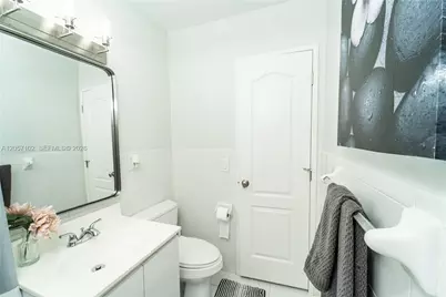 2631 Thomas St, Hollywood, FL 33020 - Photo 15