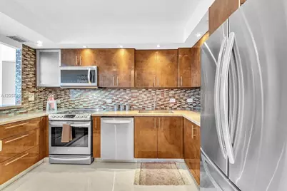 20515 E Country Club Dr #2048, Aventura, FL 33180 - Photo 7