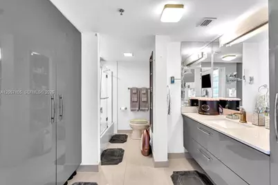 20515 E Country Club Dr #2048, Aventura, FL 33180 - Photo 21