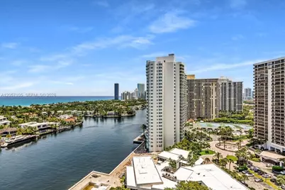 20515 E Country Club Dr #2048, Aventura, FL 33180 - Photo 15