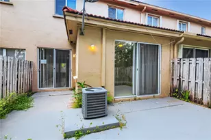 7663 N Southwood Cir, Davie, FL 33328 - Photo 31