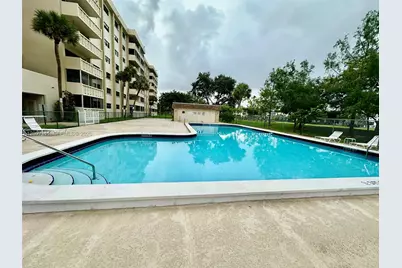 800 NE 195th St #314, Miami, FL 33179 - Photo 25
