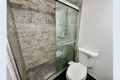800 NE 195th St #314, Miami, FL 33179 - Photo 5