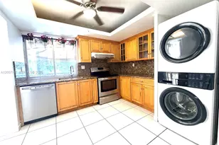 9135 Fontainebleau Blvd, Miami, FL 33172 - Photo 7