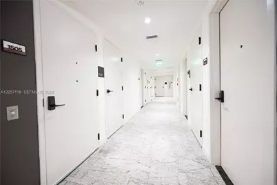 225 N Miami Ave #1505, Miami, FL 33128 - Photo 7