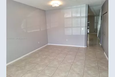 5761 NW 115th Ct #102, Doral, FL 33178 - Photo 3